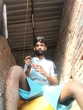 NICK IN online show from November 2025 01:27:02 AM