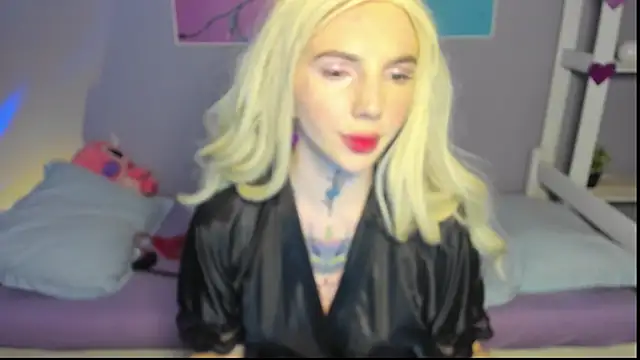 Snapshot of AnneTenet chatting on January 2025 06:05:02 AM AnneTenet online show from January 2025 06:05:02 AM