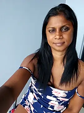 Snapshot of Sensual_indian7 chatting on March 2025 03:51:01 PM Sensual indian7 online show from March 2025 03:51:01 PM
