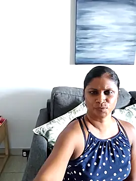 Snapshot of Sensual_indian7 chatting on March 2025 03:24:02 PM Sensual indian7 online show from March 2025 03:24:02 PM