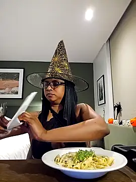 Snapshot of Sensual_indian7 chatting on October 2025 05:42:02 PM Sensual indian7 online show from October 2025 05:42:02 PM