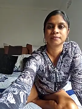 Snapshot of Sensual_indian7 chatting on June 2026 11:43:01 AM Sensual indian7 online show from June 2026 11:43:01 AM