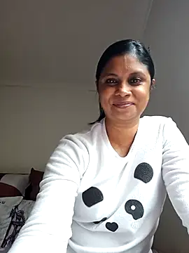 Snapshot of Sensual_indian7 chatting on November 2025 03:16:02 PM Sensual indian7 online show from November 2025 03:16:02 PM