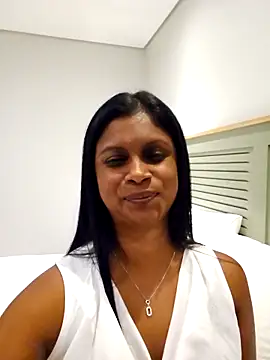 Snapshot of Sensual_indian7 chatting on February 2025 07:47:02 PM Sensual indian7 online show from February 2025 07:47:02 PM