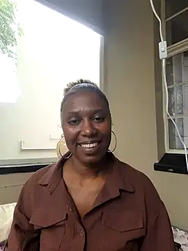 Snapshot of YourDreamLady22 chatting on February 2025 08:27:02 AM YourDreamLady22 online show from February 2025 08:27:02 AM
