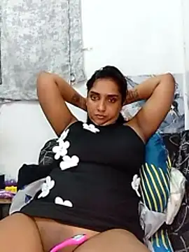 Snapshot of GORGEOUSLIPS chatting on December 2025 03:54:01 PM GORGEOUSLIPS online show from December 2025 03:54:01 PM