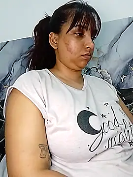 Snapshot of GORGEOUSLIPS chatting on November 2025 05:35:01 PM GORGEOUSLIPS online show from November 2025 05:35:01 PM