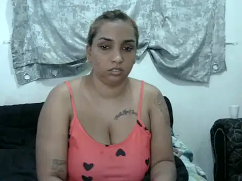 GORGEOUSLIPS online show from February 2026 03:33:02 PM