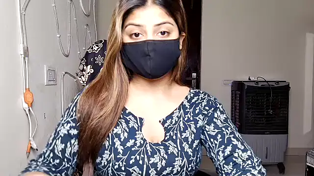 Hoty-Shivangi online show from April 2026 04:46:02 PM