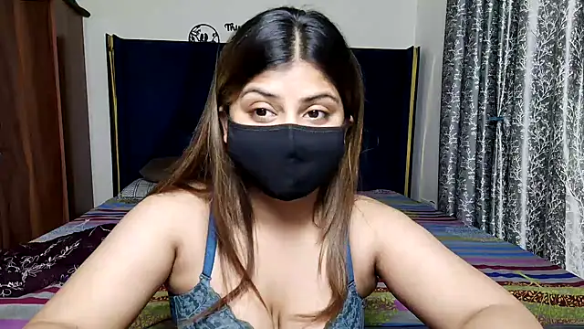 Hoty-Shivangi online show from May 2026 08:20:02 PM