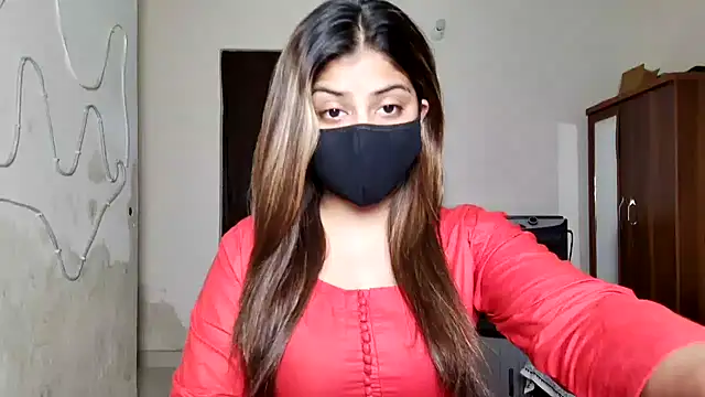 Hoty-Shivangi online show from May 2026 02:42:02 PM