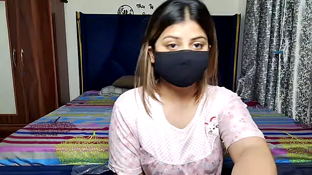 Hoty-Shivangi online show from May 2026 02:05:01 PM
