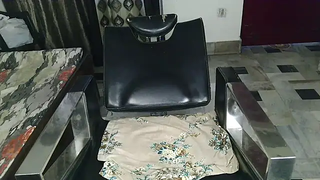 aarushi sharmaa online show from October 2025 05:17:01 AM