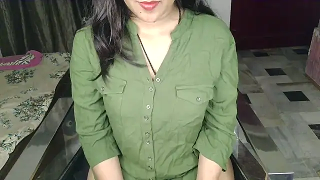 aarushi sharmaa online show from November 2025 04:39:02 PM