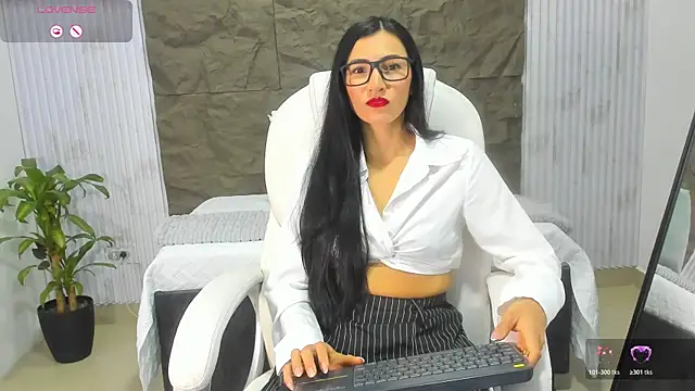 coniie jhons online show from December 2025 11:09:01 AM