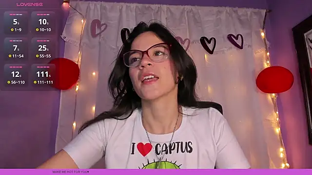 Snapshot of DalilaMassu chatting on February 2025 06:22:01 PM DalilaMassu online show from February 2025 06:22:01 PM