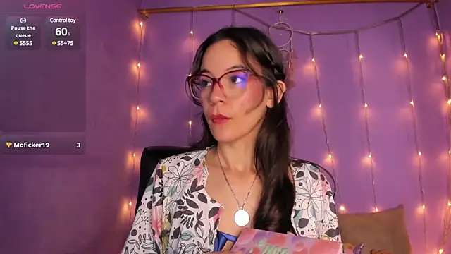 Snapshot of DalilaMassu chatting on January 2025 04:15:01 PM DalilaMassu online show from January 2025 04:15:01 PM