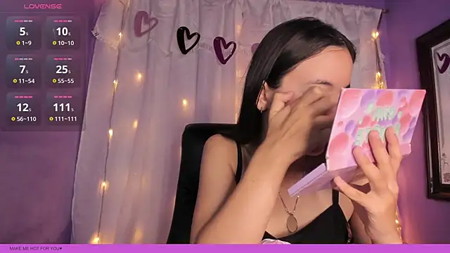 Snapshot of DalilaMassu chatting on February 2025 12:22:02 PM DalilaMassu online show from February 2025 12:22:02 PM