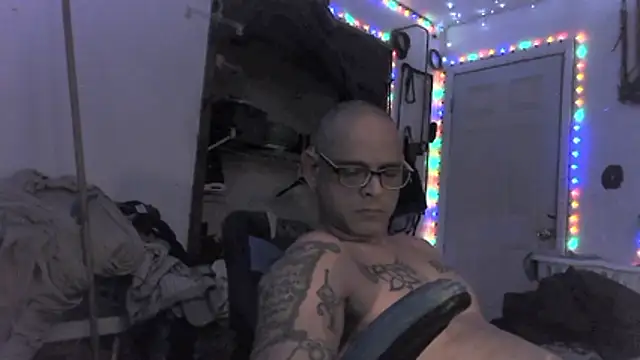 Buffshagswell online show from December 2025 10:17:02 AM