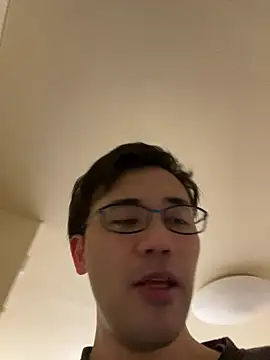 ryusei18570 online show from March 2026 03:52:02 PM