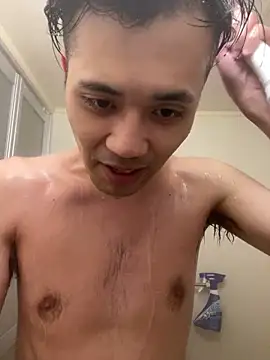 Snapshot of ryusei18570 chatting on January 2025 02:50:02 PM ryusei18570 online show from January 2025 02:50:02 PM