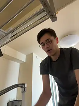 ryusei18570 online show from March 2026 02:26:02 AM