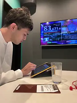 Snapshot of ryusei18570 chatting on March 2025 08:26:01 AM ryusei18570 online show from March 2025 08:26:01 AM