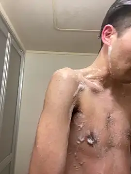 Snapshot of ryusei18570 chatting on February 2025 01:43:01 PM ryusei18570 online show from February 2025 01:43:01 PM