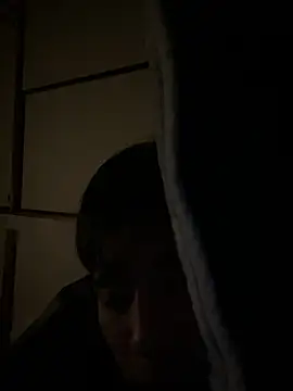 Snapshot of ryusei18570 chatting on February 2025 05:40:01 PM ryusei18570 online show from February 2025 05:40:01 PM