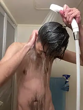 Snapshot of ryusei18570 chatting on February 2025 02:42:01 PM ryusei18570 online show from February 2025 02:42:01 PM