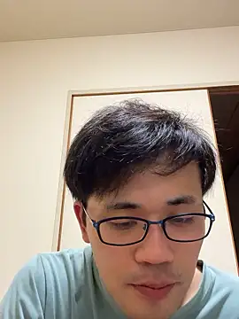 Snapshot of ryusei18570 chatting on September 2025 03:24:02 PM ryusei18570 online show from September 2025 03:24:02 PM