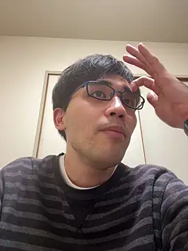 Snapshot of ryusei18570 chatting on February 2025 06:01:02 PM ryusei18570 online show from February 2025 06:01:02 PM