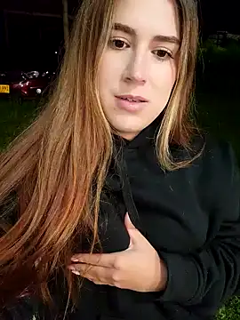 Jimena White  online show from October 2025 06:36:01 AM