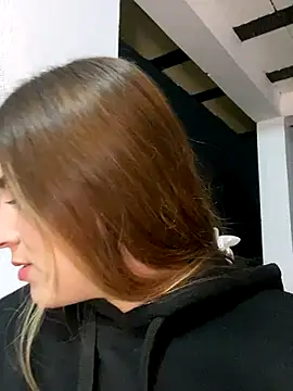 Jimena White  online show from October 2025 05:06:01 AM