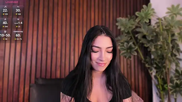 Jennmiiller  online show from November 2025 01:15:01 PM