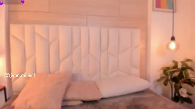 Jennmiiller  online show from April 2026 12:41:02 PM