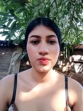 Snapshot of Julix_A chatting on September 2025 08:42:01 PM Julix A online show from September 2025 08:42:01 PM