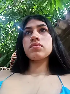 Snapshot of Julix_A chatting on February 2025 09:49:02 PM Julix A online show from February 2025 09:49:02 PM