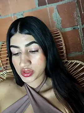 Snapshot of Julix_A chatting on February 2025 06:13:02 AM Julix A online show from February 2025 06:13:02 AM