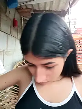 Snapshot of Julix_A chatting on March 2025 09:59:01 PM Julix A online show from March 2025 09:59:01 PM