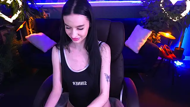 Snapshot of Snow_WhiteeeX chatting on March 2025 09:56:02 AM Snow WhiteeeX online show from March 2025 09:56:02 AM