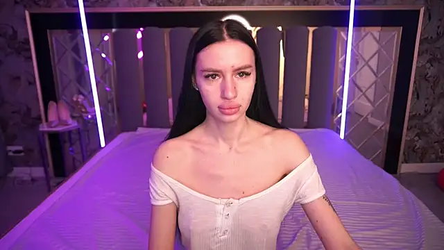 Snow WhiteeeX online show from March 2026 06:35:02 AM