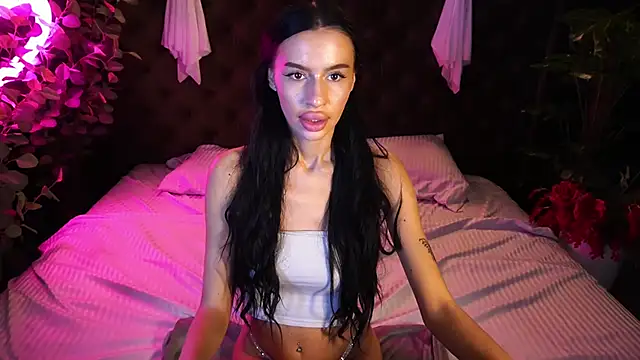 Snapshot of Snow_WhiteeeX chatting on October 2025 06:36:01 AM Snow WhiteeeX online show from October 2025 06:36:01 AM