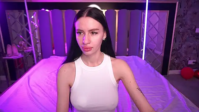 Snow WhiteeeX online show from March 2026 05:42:02 AM