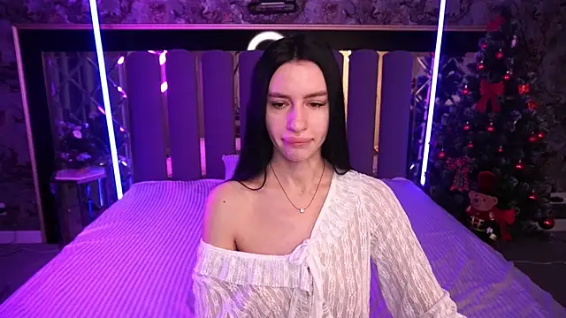 Snapshot of Snow_WhiteeeX chatting on January 2026 06:42:02 AM Snow WhiteeeX online show from January 2026 06:42:02 AM