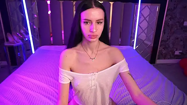 Snow WhiteeeX online show from March 2026 06:31:02 AM