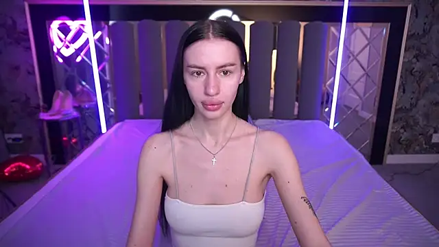 Snow WhiteeeX online show from April 2026 05:44:01 AM