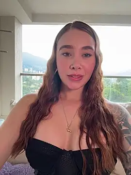 Lanataylor- online show from April 2026 10:49:02 PM