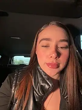 Lanataylor- online show from April 2026 10:38:02 PM