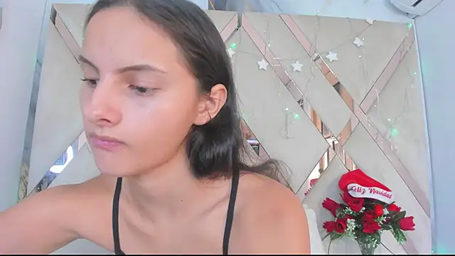 ninaht online show from December 2025 09:05:01 PM